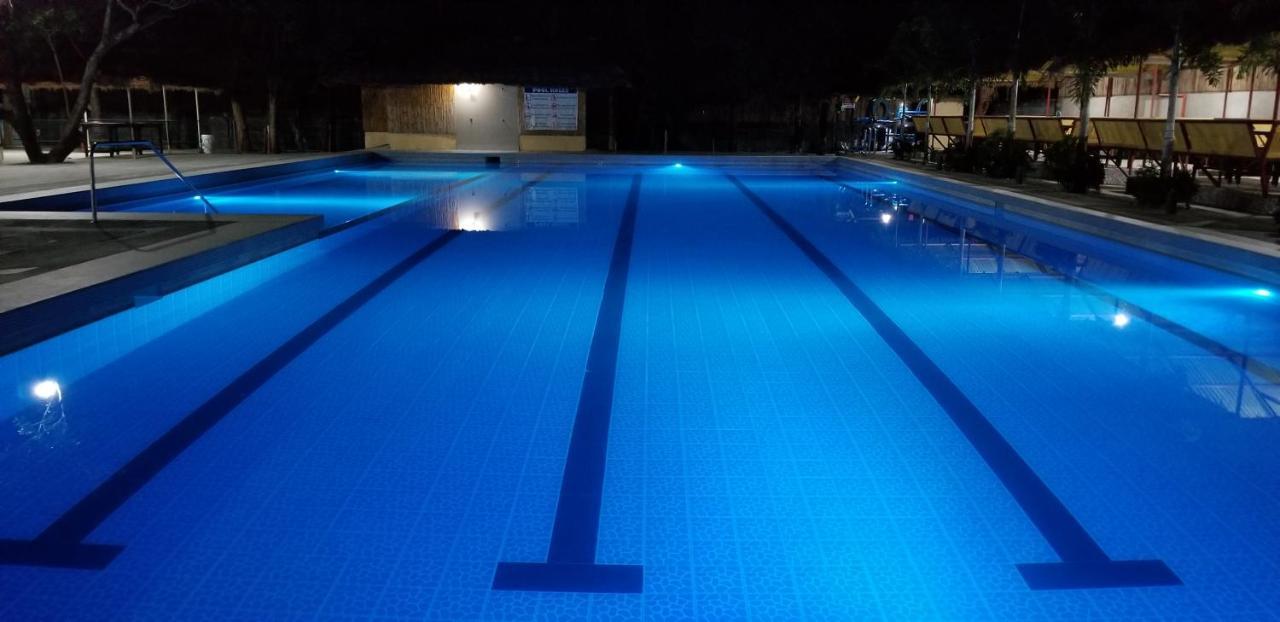 Buenavista Family Inn Tagudin Dış mekan fotoğraf