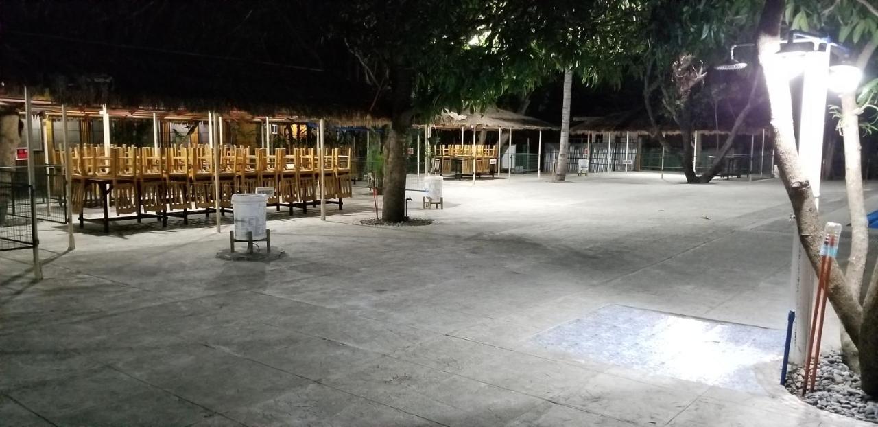 Buenavista Family Inn Tagudin Dış mekan fotoğraf